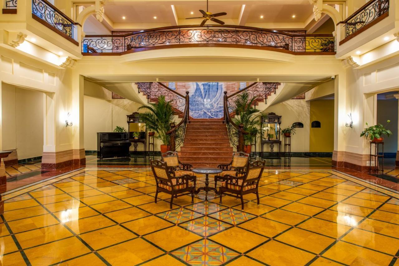 The Lalit Golf & Spa Resort Goa Canacona Exterior photo